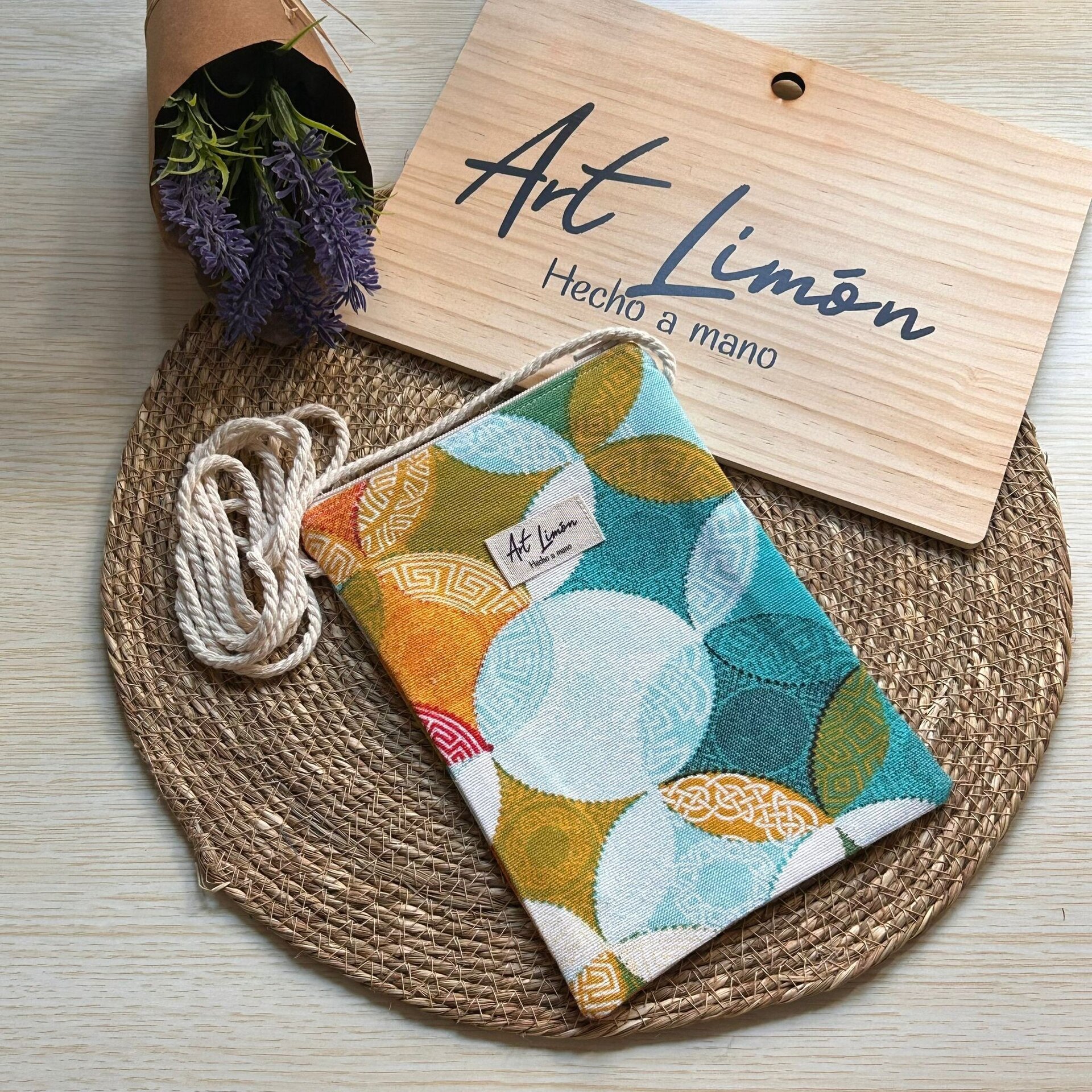 Bolsito porta móvil - 2