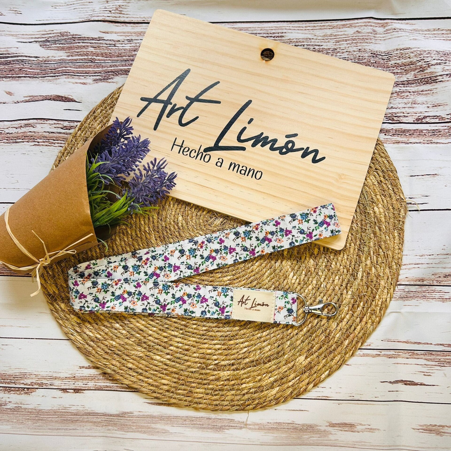 Cuelga llaves / Lanyard - 2